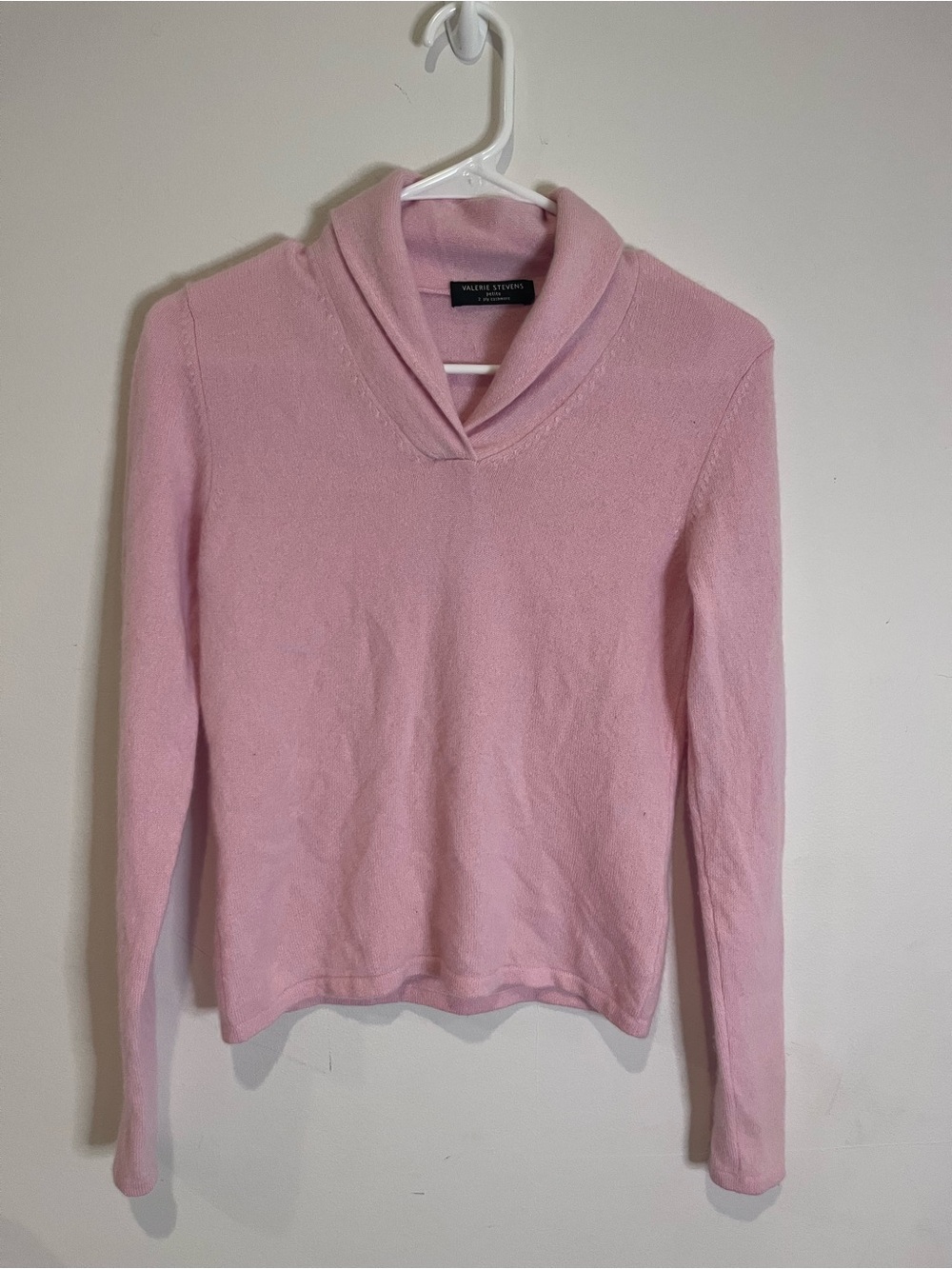 Valerie Stevens Light Pink Cashmere Sweater